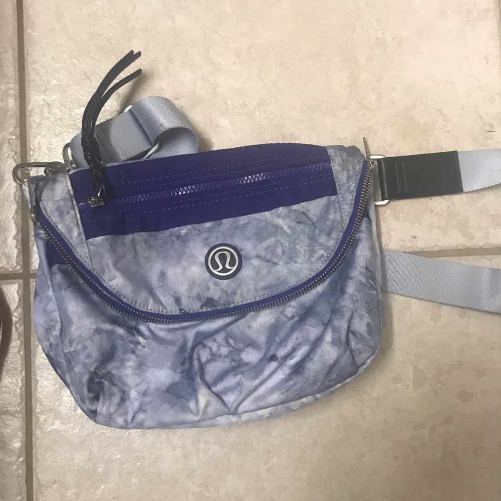 Lululemon All Night Festival Bag